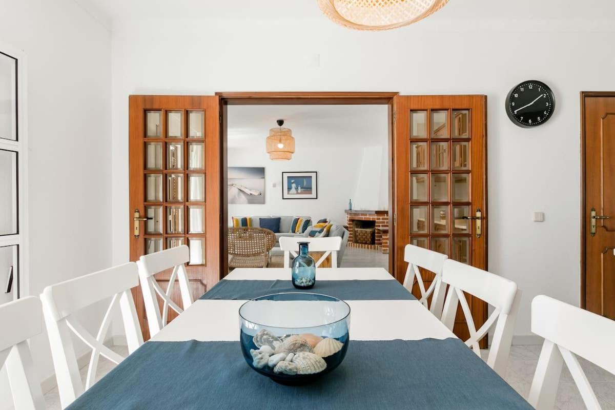 Beachfront Villa With Private Pool In Manta Rota ヴィーラ・ノーヴァ・デ・カセラ エクステリア 写真